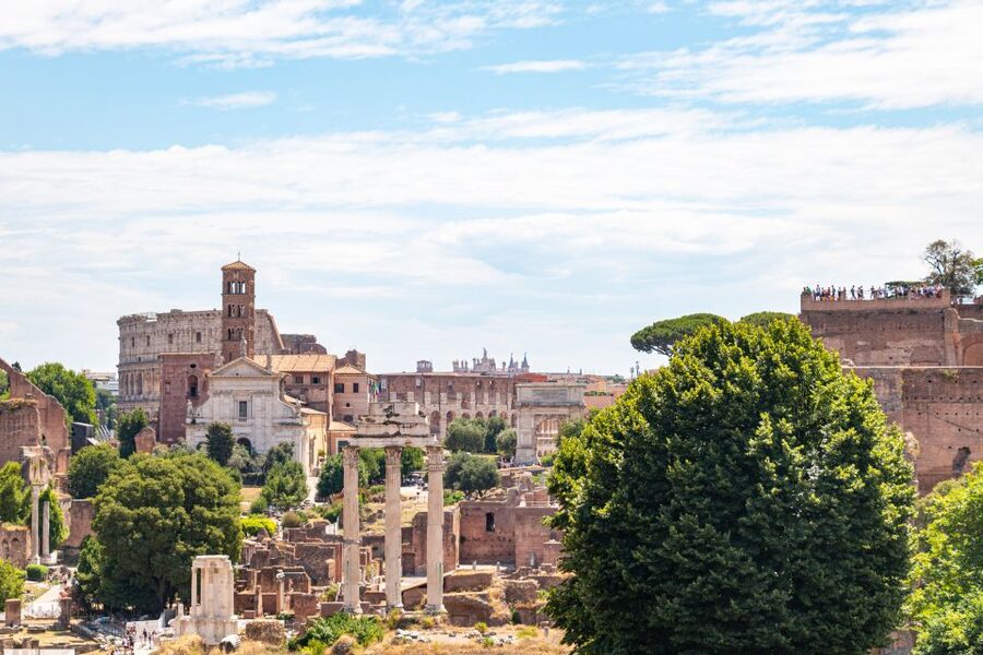 Colosseum Gladiator Tour for Kids and Families - Interactive quizzes and games that keep kids from tuning out