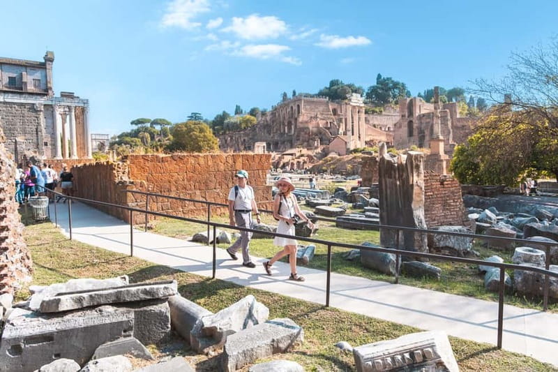 Colosseum, Roman Forum & Palatine Hill Entry and Audioguide - Palatine Hill: the stairs, the myths, and the big viewpoints