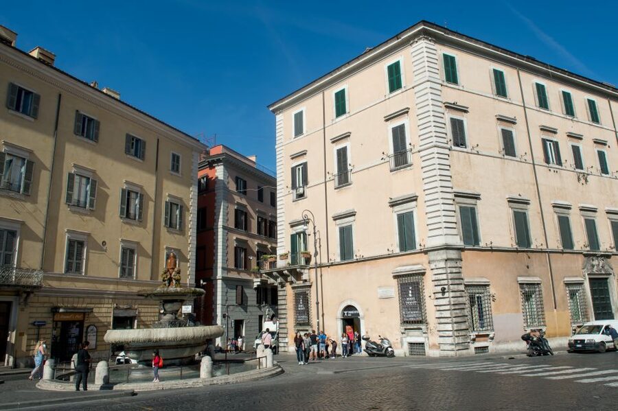 Colosseum & Roman Forum Semi-Private Guided Tour - Should you book this Colosseum and Roman Forum semi-private tour?