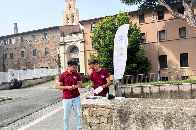 Colosseum with Arena, Roman Forum and Palatine Hill Guided Tour - Underground context and upper levels: how the guide helps you read the building