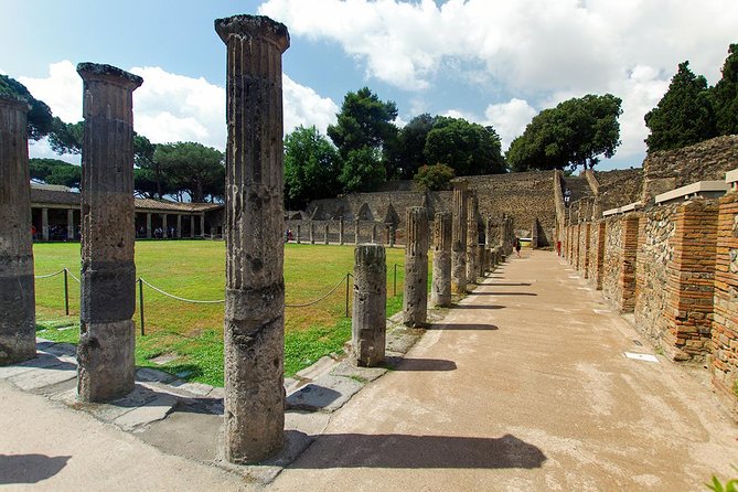 Complete Pompeii Skip the Line Tour with Archaeologist Guide - The plaster casts that stop you in your tracks