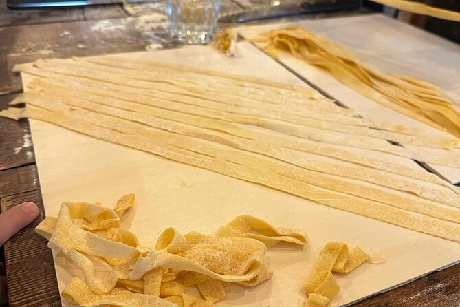 Cooking Class 2 Hour Spanish Steps - Fettucine and Tiramisù - After the class: using the Spanish Steps window