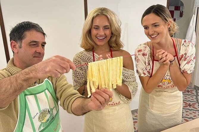 Cooking class with Pasta, mozzarella and Tiramisu with wine - Mozzarella First: How the Starter Sets the Tone