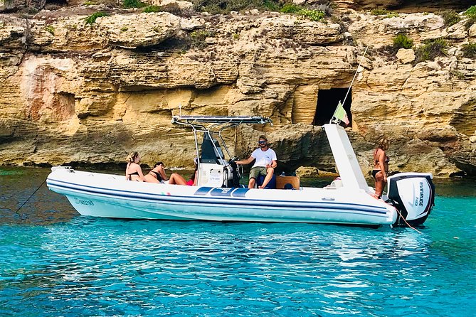 Daily Egadi Tour: Favignana and Levanzo in Rubber Dinghy - The human touch: guides like Dino and Giacomo