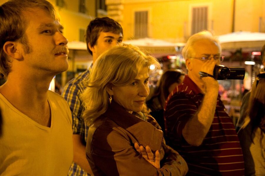 Dark Heart of Rome - Facts, Legend & Mystery Walking Tour - Via Giulia and Piazza Farnese: elegance with an edge