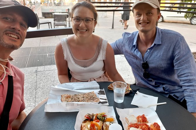 Delicious! Milan's Favorite Food Tour - What you actually eat and drink: lunch, 5 or 6 appetizer stops, and wine