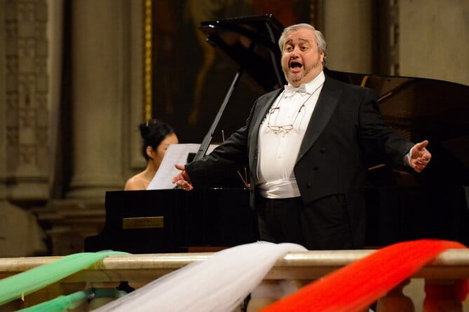 Dinner and Concert with "Three Tenors": A Real Italian Experience - Seats and tickets: reserved seats, mobile barcodes, and avoidable headaches