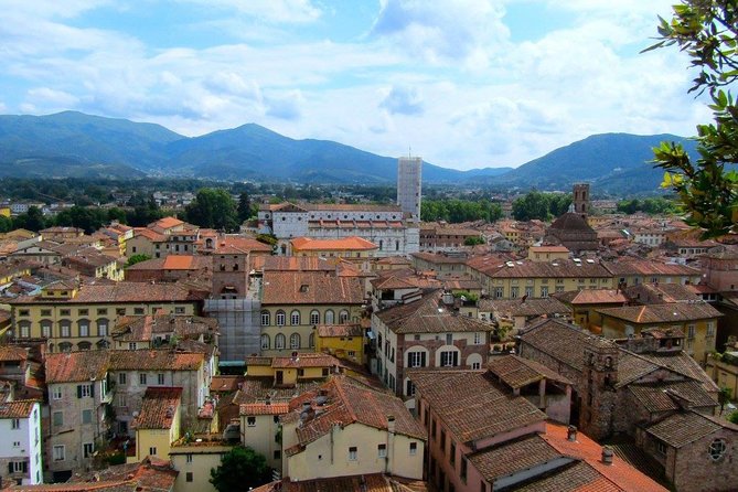 Discover Lucca’s Secrets on a Guided Walking Tour - Key Points at a Glance