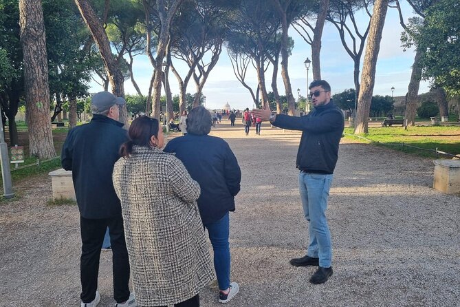 Discover Rome Highlights by Golf Cart Tour private tour - Spanish Steps, Piazza Venezia, and Trevi Fountain Photo Stops