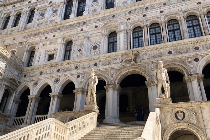 Doge's Palace Guided Tour - Group size, timing, and why some days feel smoother than others