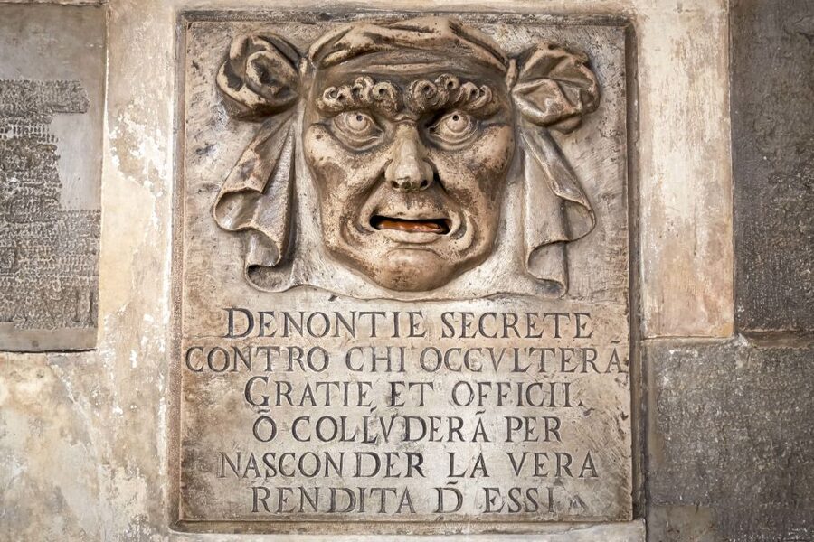 Doge's Palace Skip-the-Line Guided Tour - Giants’ Staircase, Golden Staircase, and the statue tour you didn’t expect