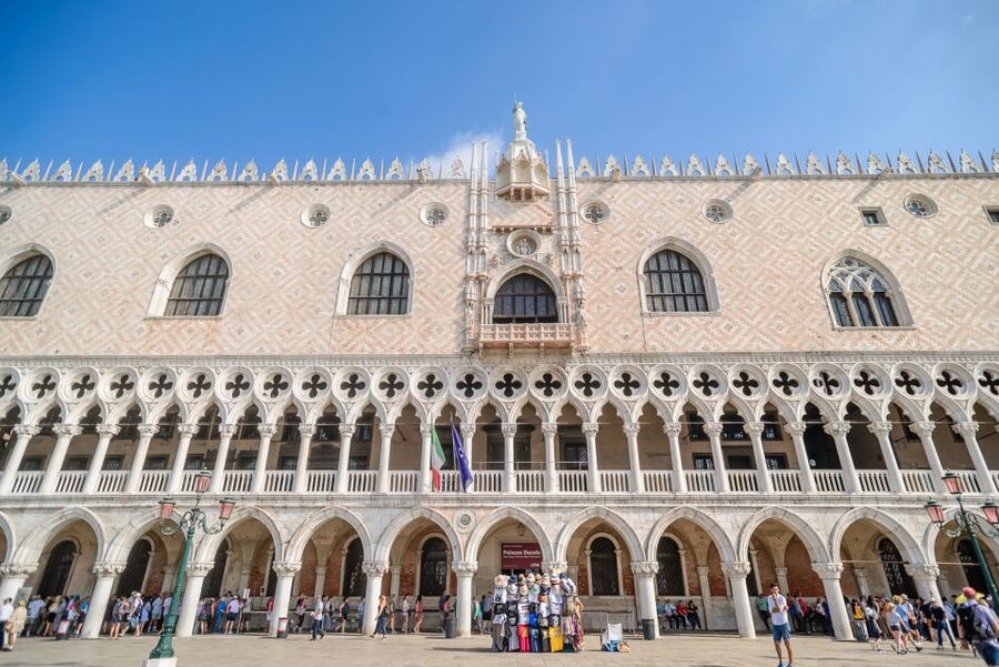 Doge's Palace & St. Mark's Basilica with Terrace Access Tour - Priority Entrance at the Doge’s Palace: More Rooms, Less Waiting