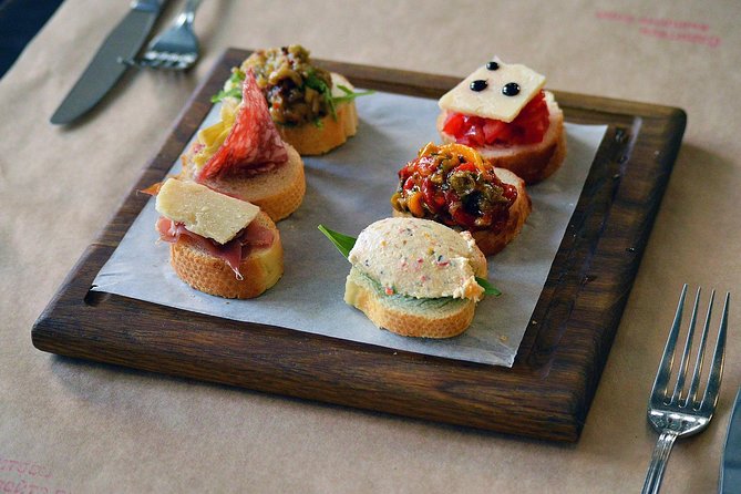 Eat Like a Local: Venice 3-Hour Small-Group Food Tasting Tour - San Polo’s restaurant meal: pasta, risotto, multiple fish, and sarde in saor