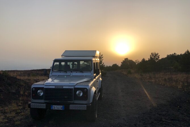 Etna at sunset - 4x4 tour with Sicilian sweet aperitif - Meeting at MontataGrande and starting with Etna flavors