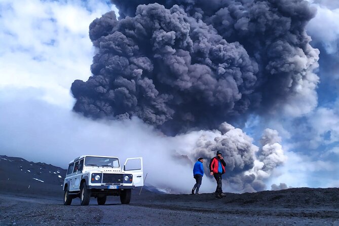 Etna excursion 3000 meters with 4x4 cable car and Trekking - Returning by cable car through volcanic sand channels