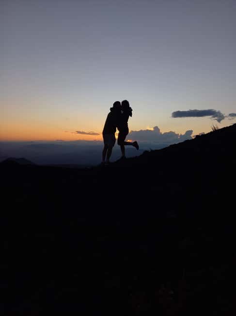 ETNA SUNSET: GUIDED TOUR OF ETNA WITH PICKUP FROM CATANIA - Zafferana Etnea Food Market Stop: A Short Taste of Local Life