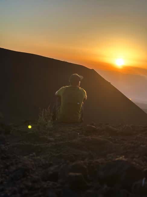 ETNA SUNSET: GUIDED TOUR OF ETNA WITH PICKUP FROM CATANIA - What to Bring and How to Dress for a Volcano Afternoon