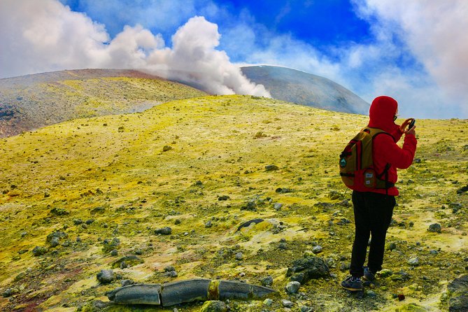 Etna - Trekking to the summit craters (only guide service) experienced hikers - Guides that make the science click, names to watch for