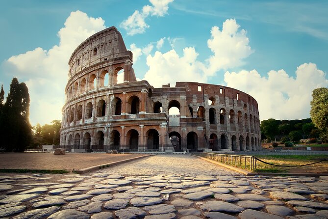 Exclusive Colosseum Tour with Top-Rated Guide - Ground-Level Highlights: Gladiators, Emperors, and Arena Drama