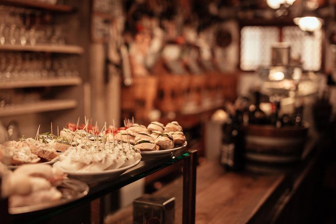 Exclusive Private Venice Food Tour with 6 or 10 Tastings - Stop 2: Mozzarella in carrozza