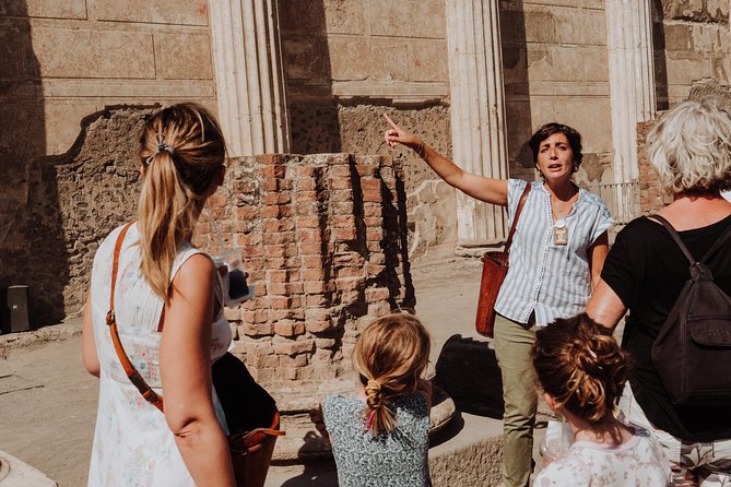 Explore Pompeii with an Archaeologist - Entering Pompeii at Porta Marina Superiore, and getting moving
