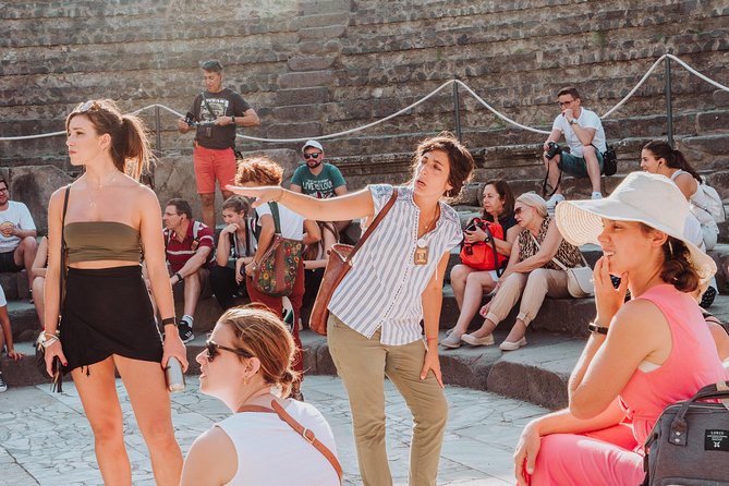 Explore Pompeii with an Archaeologist - Lupanar and Thermopolium VI: the city behind the postcard