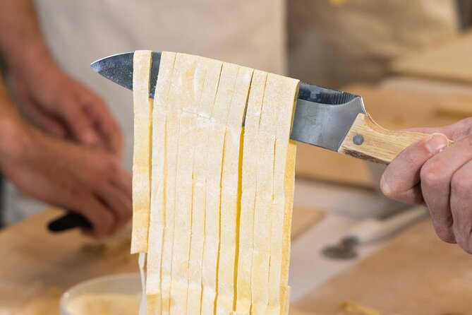 Fettuccine and Tiramisu Masterclass in the Heart of Rome - Choosing your fettuccine sauce (and what to expect)