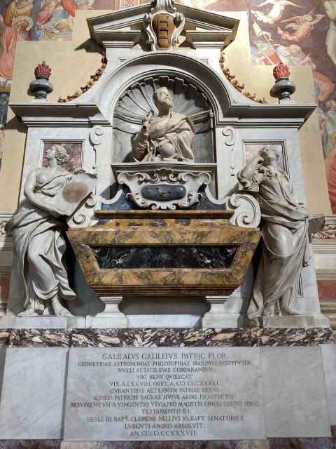 Florence: 1.5-hour Santa Croce Guided Experience - Inside Santa Croce: Gothic details you can actually spot