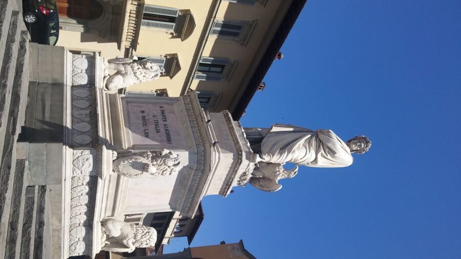 Florence: 1.5-hour Santa Croce Guided Experience - How long 1.5 hours really feels, and what group size means