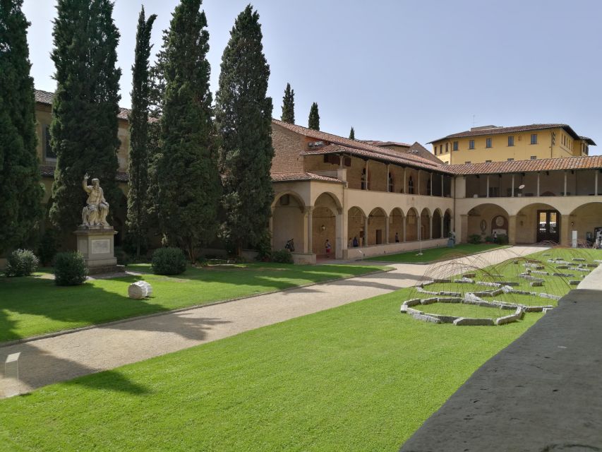 Florence: 1.5-hour Santa Croce Guided Experience - Price and value: is $42 for Santa Croce worth it?