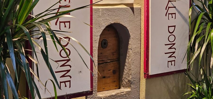 Florence: 2-Hour Guided Bike Tour - Santa Croce to Piazza della Signoria to Dante’s House: From Civic Power to Medieval Stories