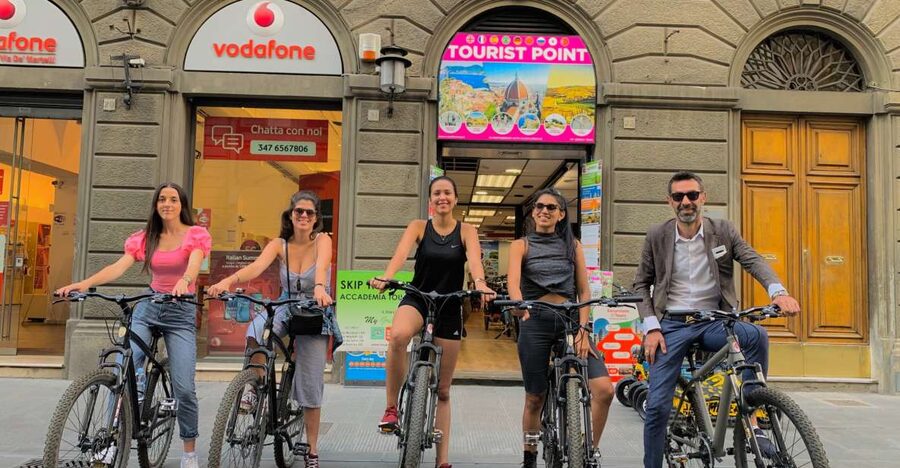 Florence: 2-Hour Guided Sightseeing Bike Tour - Basilica of San Lorenzo: starting with power and purpose