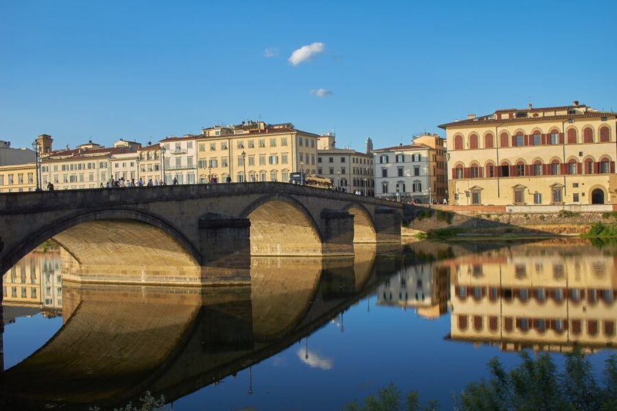 Florence: 2-Hour Guided Sightseeing Bike Tour - Piazza Pitti and Oltrarno: where Florence feels more everyday
