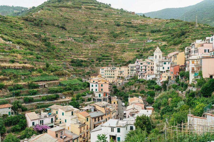 Florence: Cinque Terre Day Trip with Optional Hike - Starting day: meeting at Santa Maria Novella and heading toward La Spezia