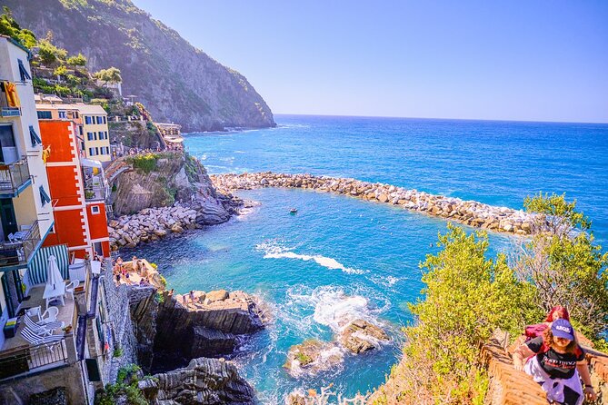Florence: Cinque Terre Park Day Trip with Optional Street Food - The Vernazza Boat Ride, When Seas Allow It