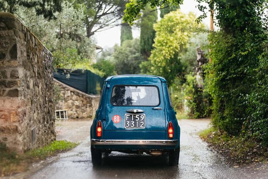 Florence: Countryside Vintage Fiat 500 Driving Tour - Driving Through Florence: Cypresses, Tight Streets, and Calm Guidance