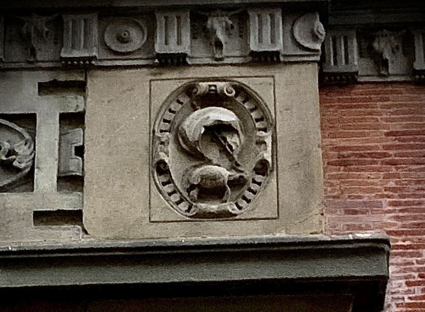 Florence: Dark Mysteries and Legends Guided Walking Tour - Piazza della Santissima Annunziata and Brunelleschi’s Renaissance fingerprints