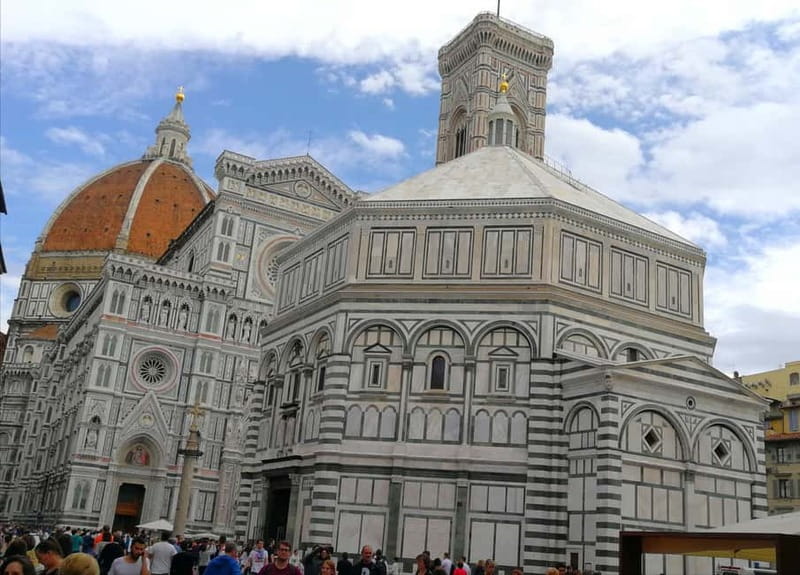 Florence: Duomo Area Tour and Brunelleschi Dome Climb Ticket - Beyond the Dome Stairs: What Makes the Included Sites Feel Worth It