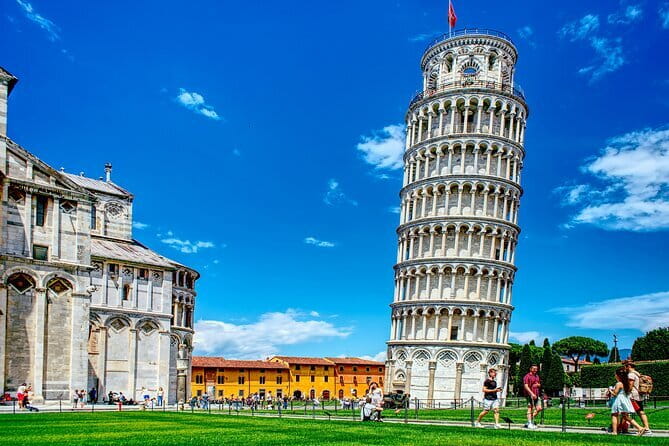 Florence: Duomo Complex with Tickets & City Walk Guided Tour - Giotto’s Bell Tower climb: self-guided views, 426 steps, no lift