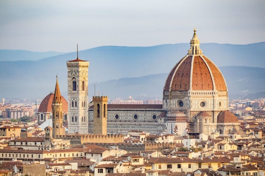 Florence: Duomo Guided Tour with Optional Dome Climb Upgrade - Meeting at Piazza del Duomo: Finding the Start Without Stress