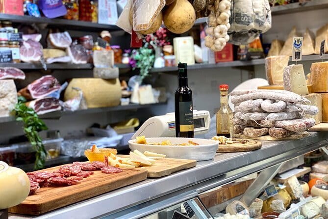 Florence Evening Food Tour with Florentine Steak & Tuscan Wine - The Florentine steak dinner in Oltrarno: the reason most people book