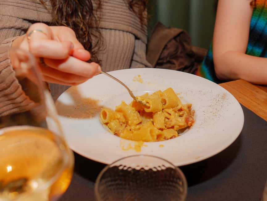 Florence: Guided Food Walking Tour with Tuscan Classics - Who this tour suits best, and who might feel out of place