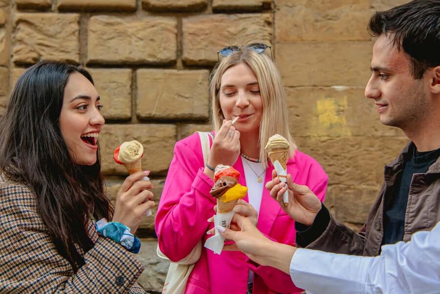 Florence: Guided Food Walking Tour with Tuscan Classics - Stop start: Schiaccia Passera orientation and a quick taste of the area