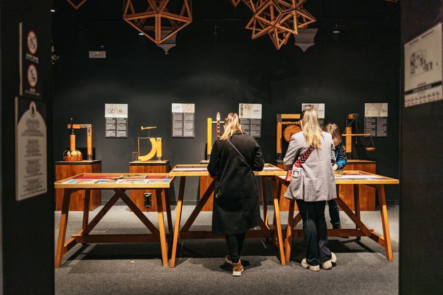 Florence: Leonardo Interactive Museum Entry Ticket - Audio Guide on Your Phone, Plus Free Wi Fi