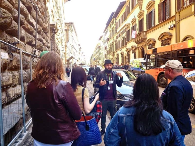 Florence: Medici Family Guided Walking Tour - Wine Tasting Option for Tuscan Food Lovers