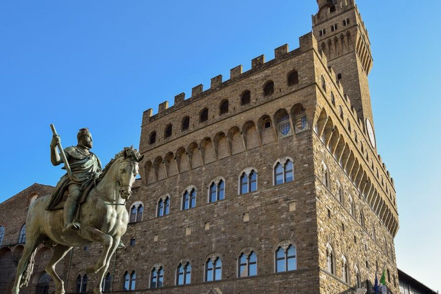 Florence: Mysteries of the Medici Guided Walking Tour - Guide skills and language options you can actually use