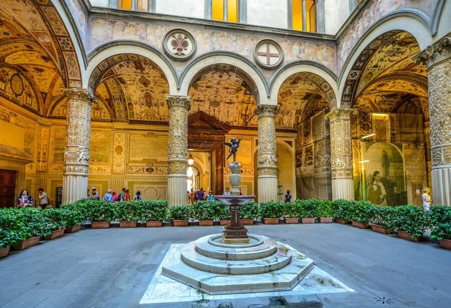 Florence: Palazzo Vecchio Guided Tour - Why Palazzo Vecchio matters for understanding Renaissance Florence