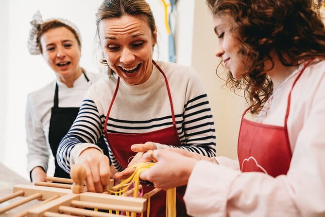 Florence: Pasta Cooking Class with Unlimited Wine - Who Should Book This Class in Florence