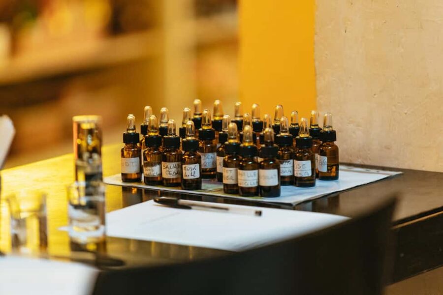 Florence: Perfume Masterclass and Sensory Experience - Coffee Break Included, A Small Pause That Helps You Decide