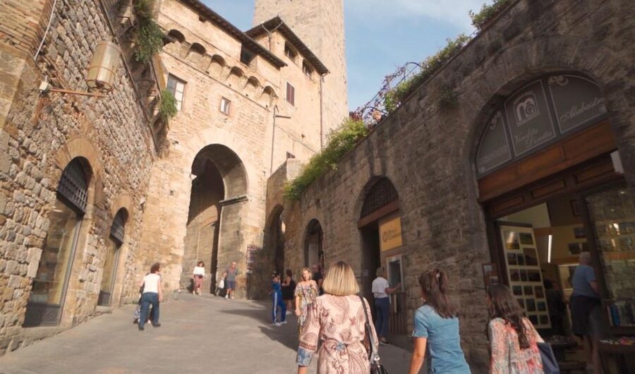 Florence: Pisa, Siena, S. Gimignano, Chianti Wine & Lunch - The real pacing question: do you get rushed?
